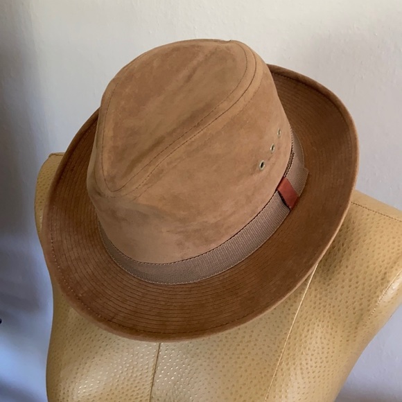 26 International Other - International Collection Golden Gate Unisex Hat